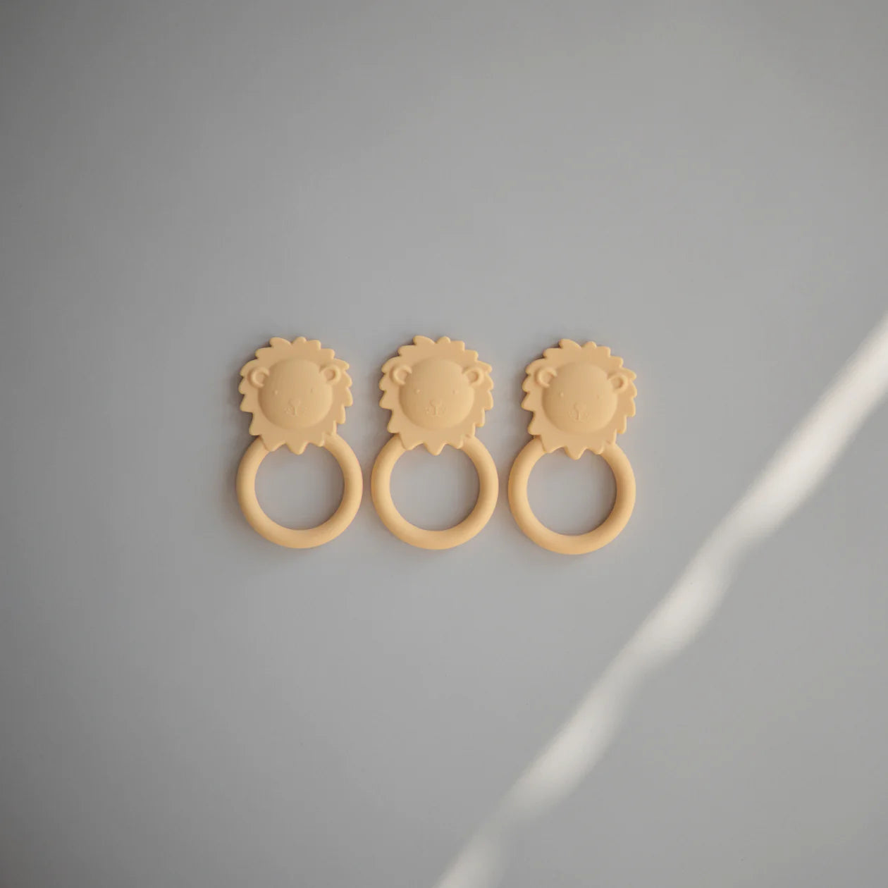 Lion Teether - Soft Yellow