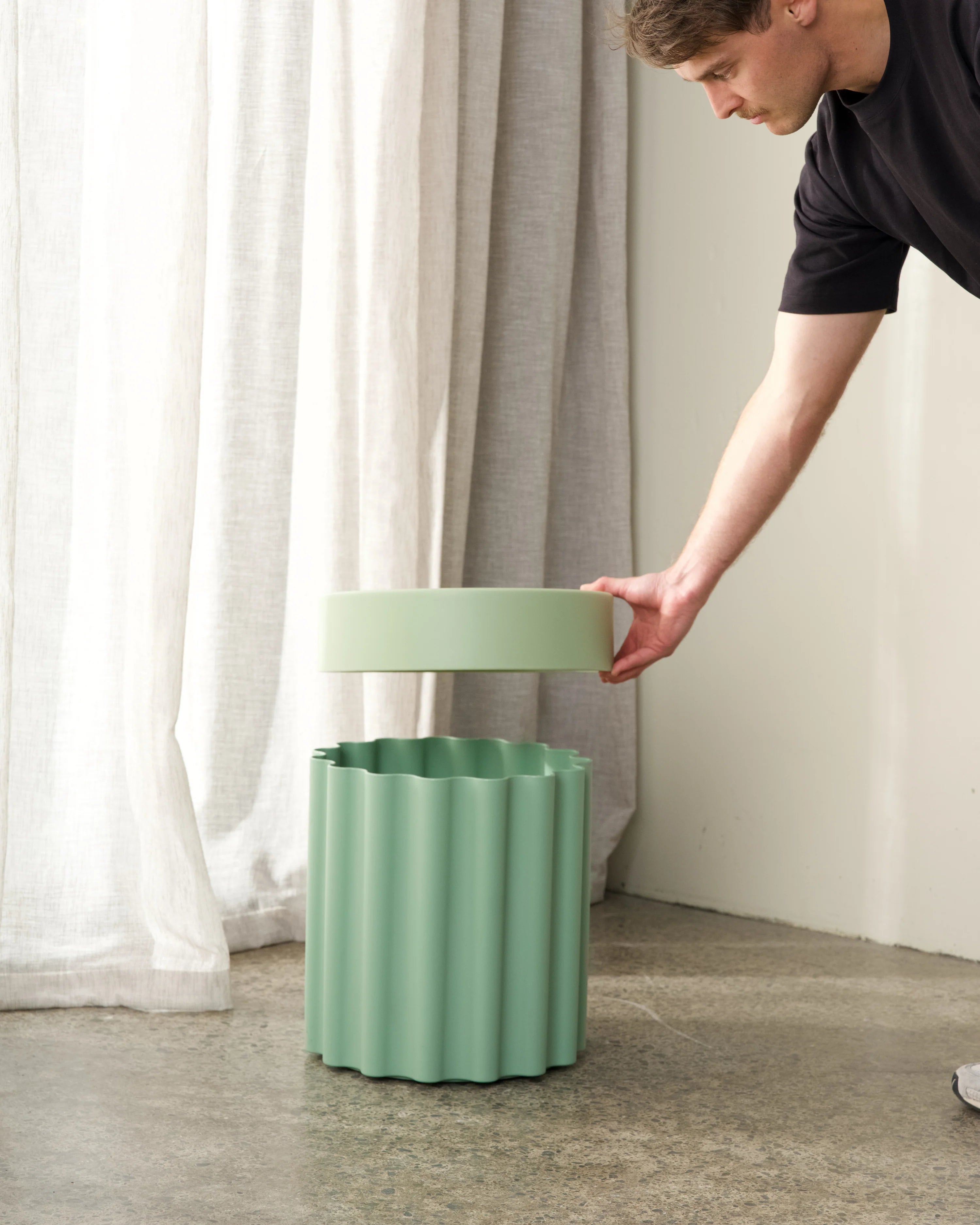 Harry Stool - Green