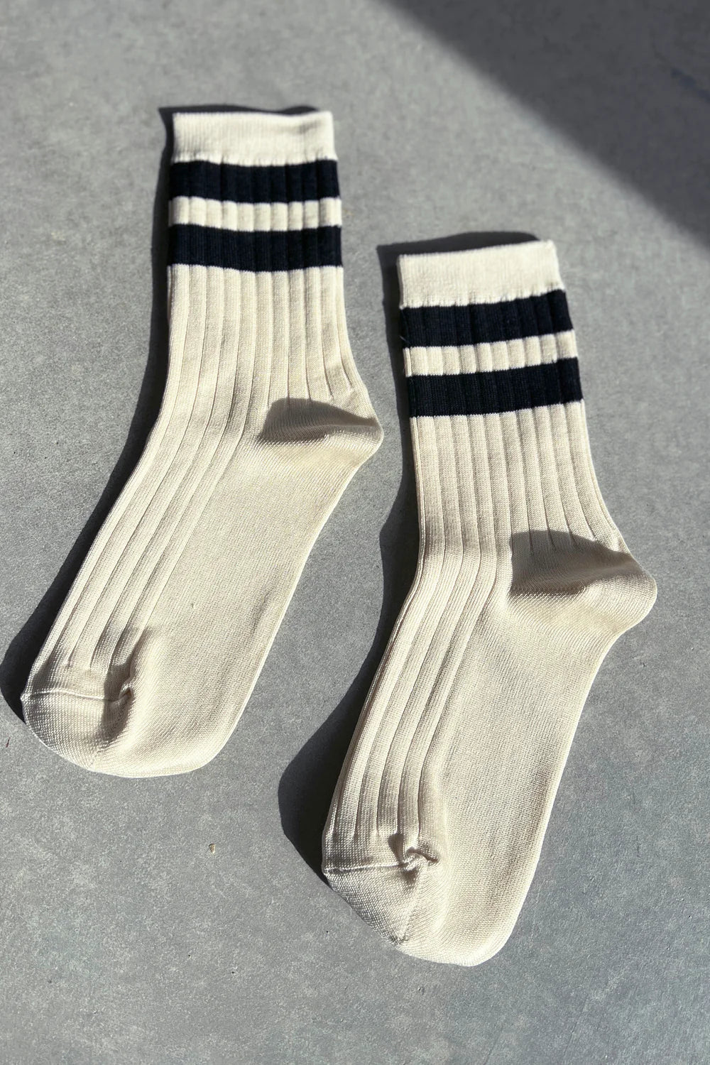 HER VARSITY SOCKS - CREAM BLACK