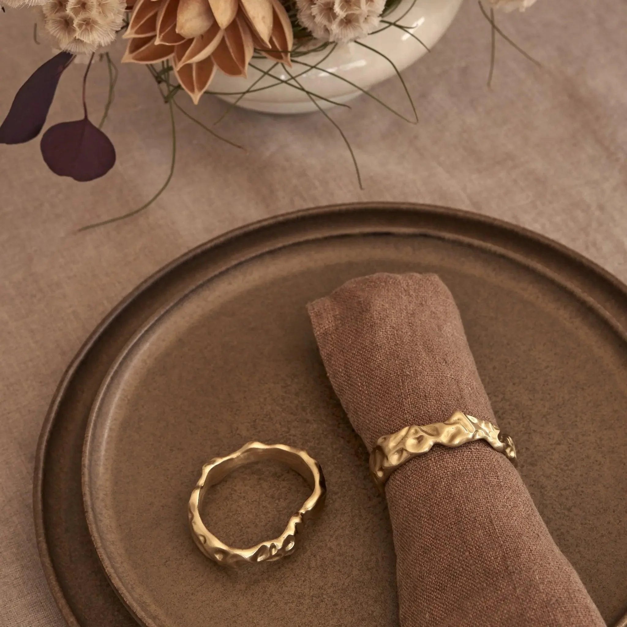 Flow Napkin Ring Set