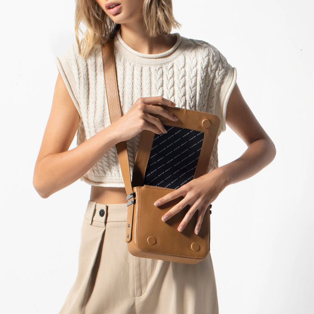 Want to Believe - Tan