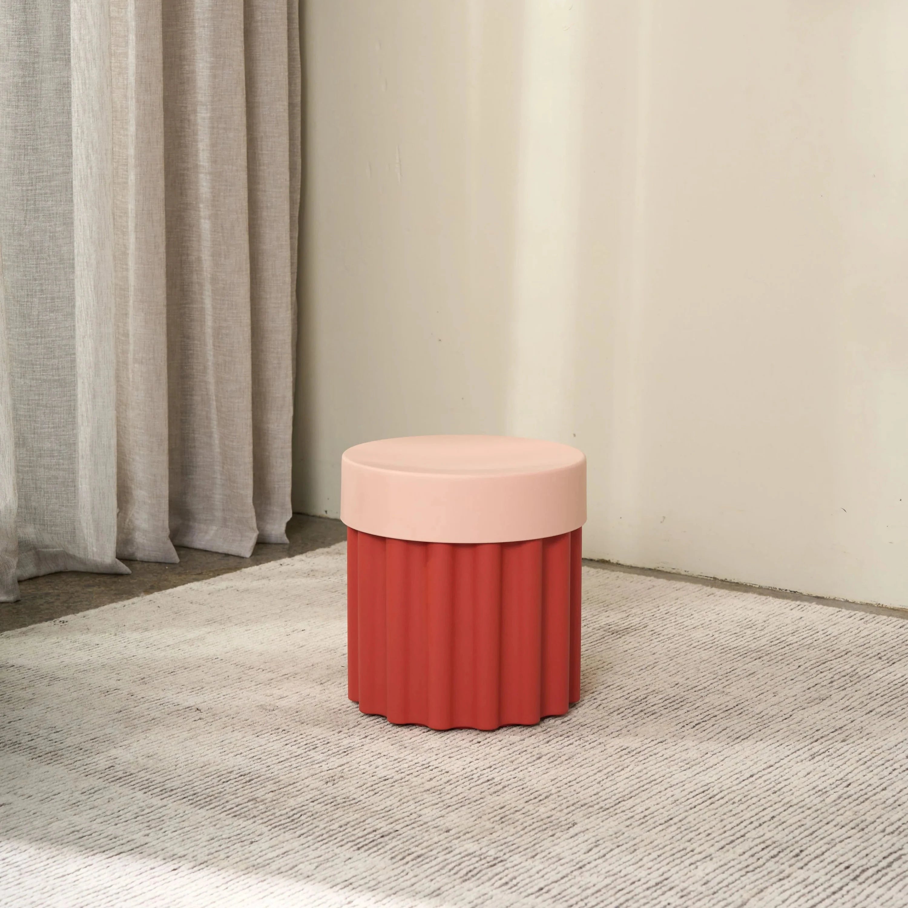 Harry Stool - Red