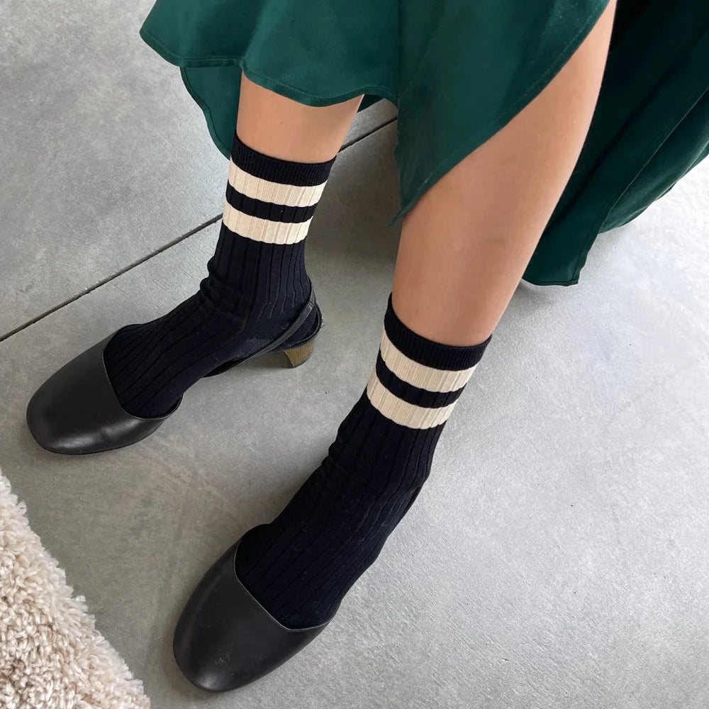 HER VARSITY SOCKS - BLACK