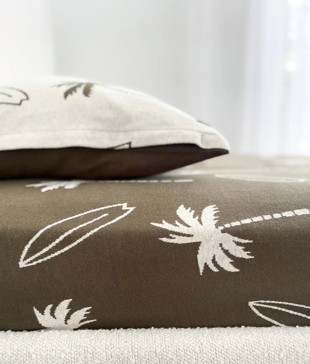 JERSEY COTTON SHEET - OLIVE SURFING PALM