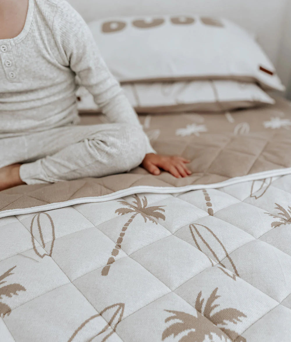 REVERSIBLE QUILT - NATURAL SURFING PALM